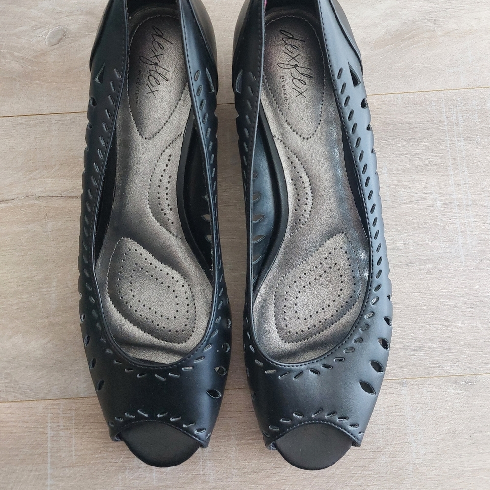 Dexflex peep toe wedge - size 12